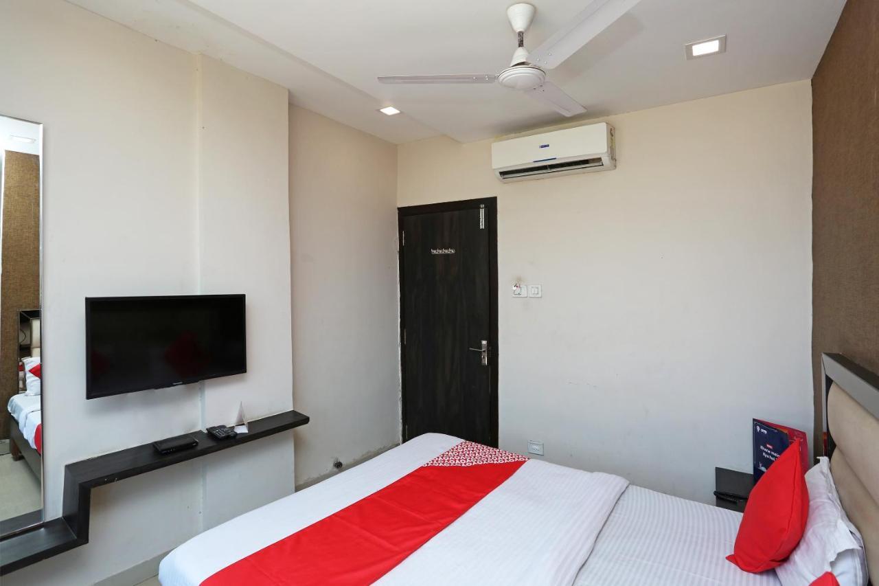Rāipur Oyo 6325 Hotel Kiran מראה חיצוני תמונה